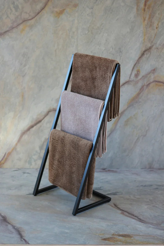 The Freestanding Towel Hanger | Black